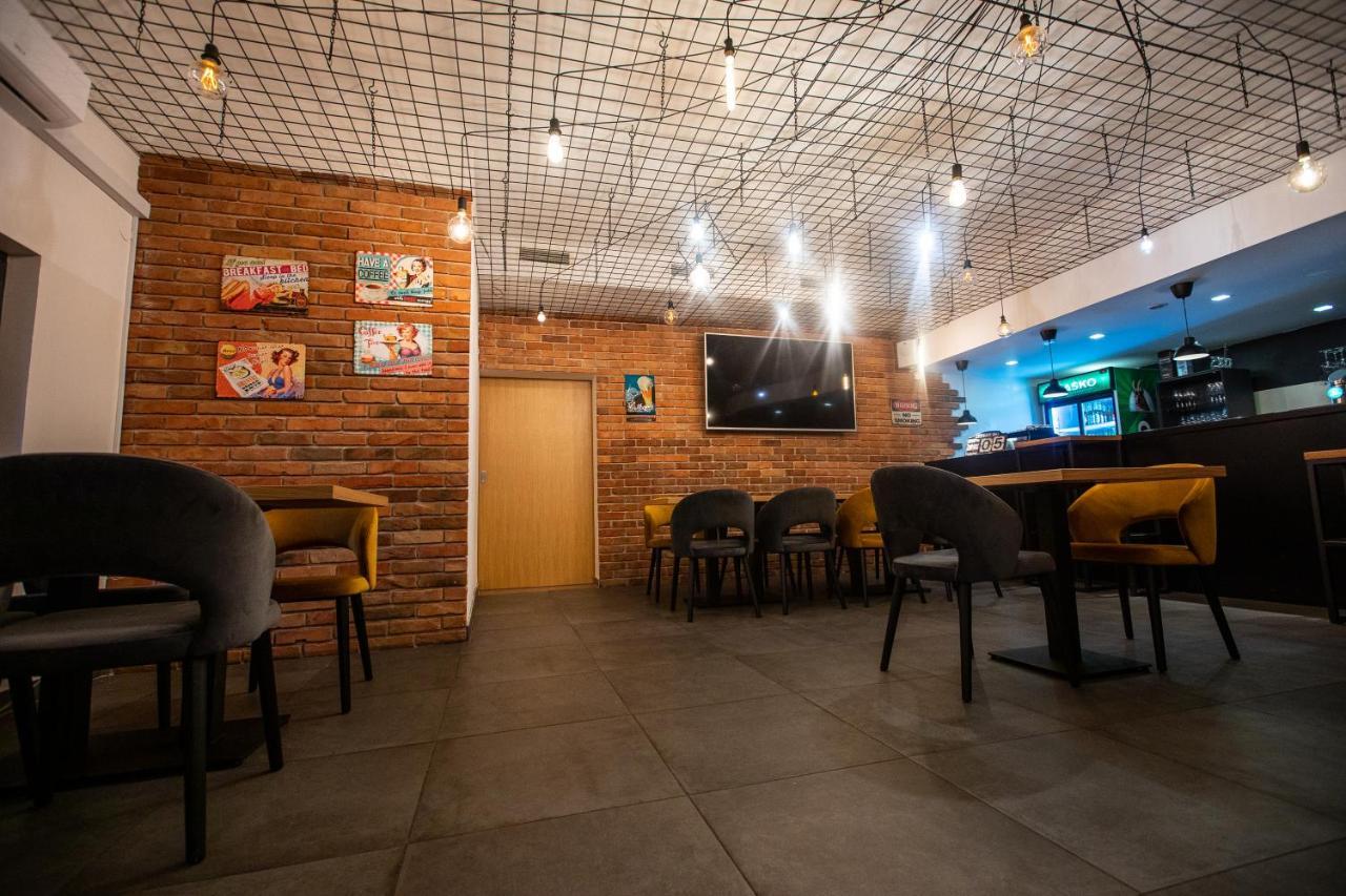 Kozjanski Dvor Podčetrtek Extérieur photo