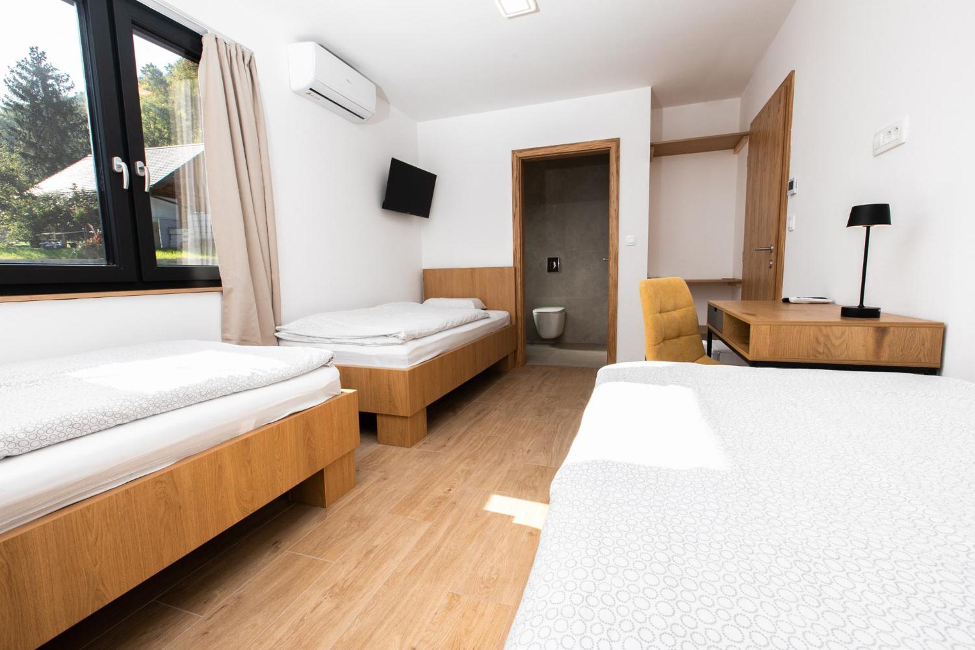 Kozjanski Dvor Podčetrtek Extérieur photo
