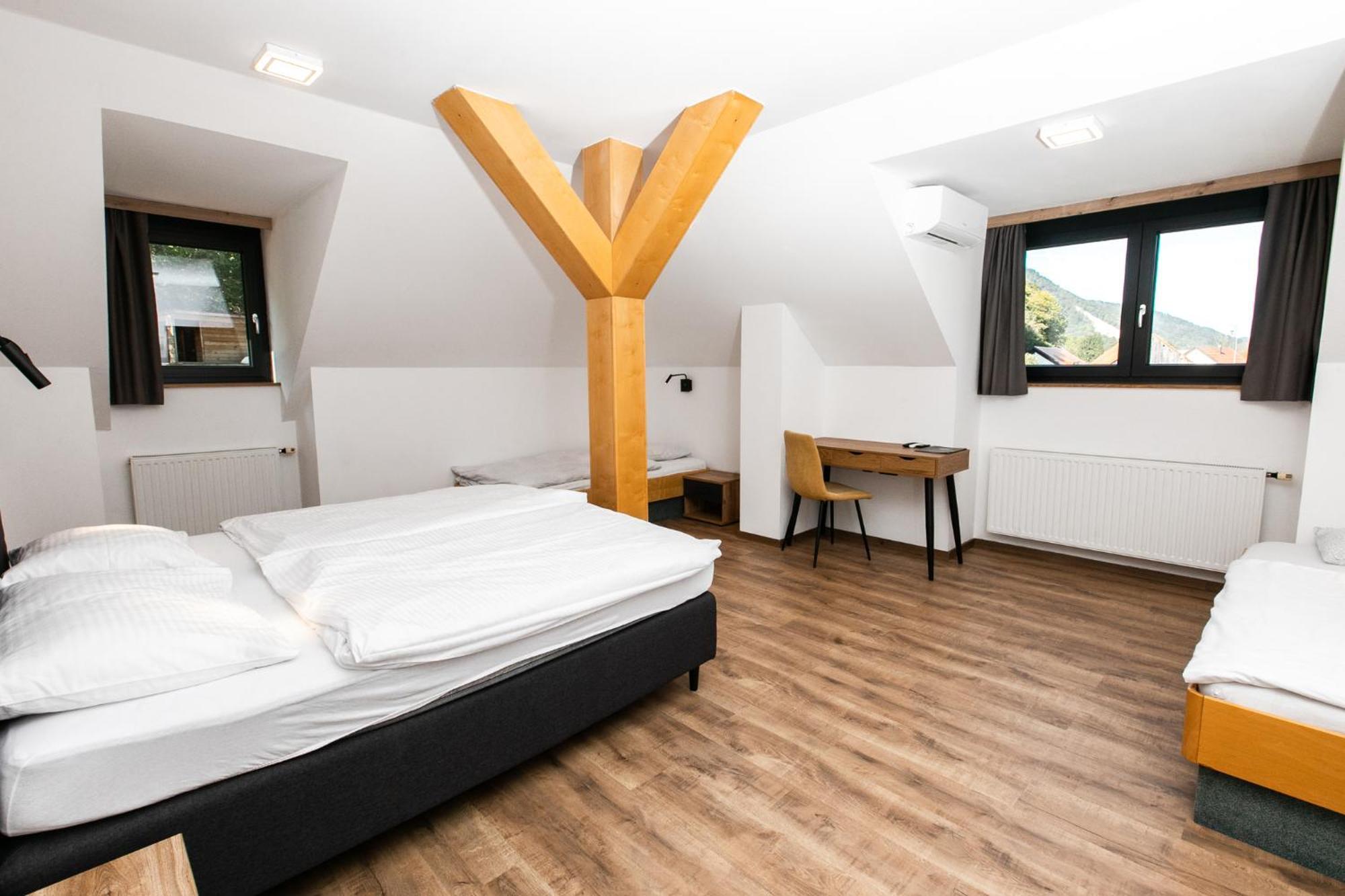 Kozjanski Dvor Podčetrtek Extérieur photo