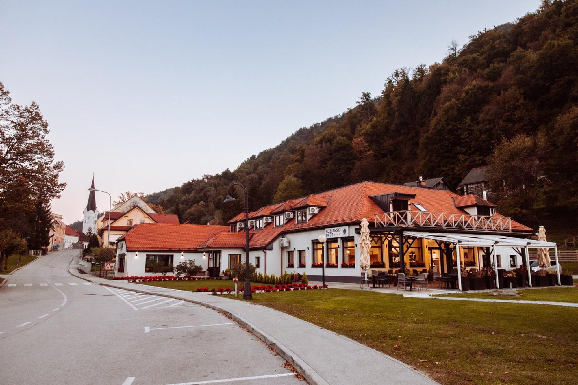 Kozjanski Dvor Podčetrtek Extérieur photo