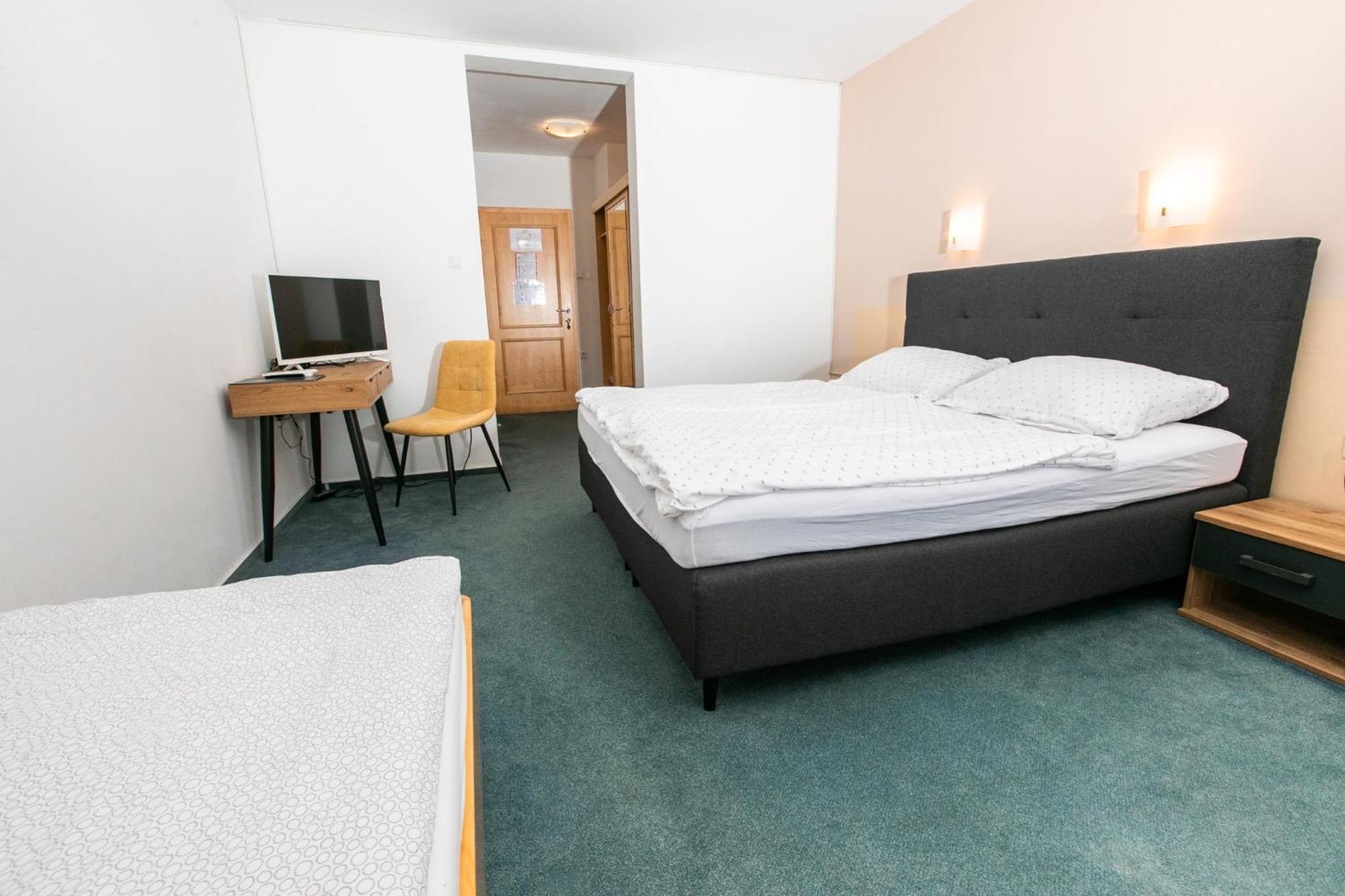Kozjanski Dvor Podčetrtek Extérieur photo